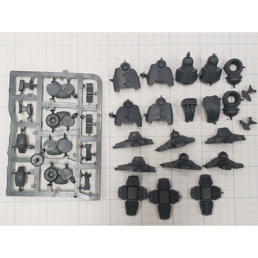 Warhammer 30K Space Marine Bits Leviathan Dreadnought Armored Legs Set